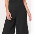 Lululemon Athletica Pants & Jumpsuits | Lululemon Culottes In **Heathered Navy**Not Black | Color: Black/Red | Size: 8