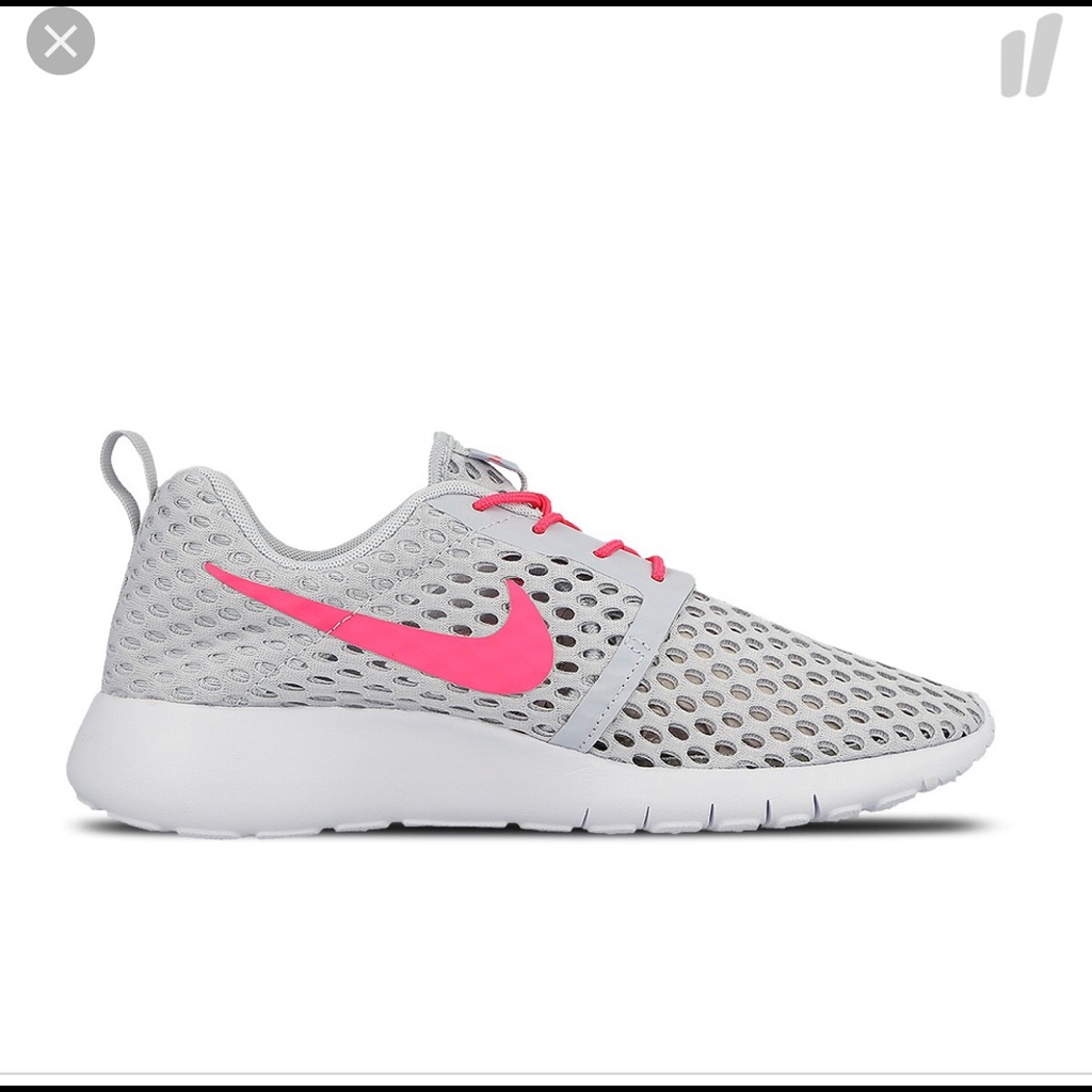 Nike Shoes | Excellent!! Women’s Nike Roshe Tennis Shoes! | Color: Gray/Pink | Size: 6
