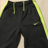 Nike Bottoms | Boys Nike Drawstring Sweatpants | Color: Black/Yellow | Size: Lb