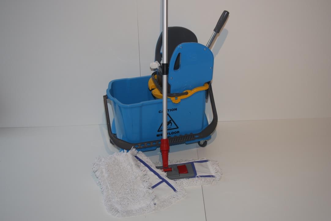 CleanSV© Wischset Nuvo 50 cm - Reinigungswagen mit Presse und gelben 10 L. Inneneimer für Schmutzwasser sowie ein Mopset 50 cm : bestehend aus 3 x 50 Image