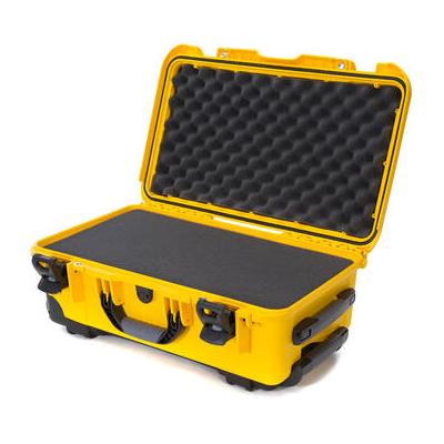 Nanuk 935 Wheeled Hard Case with Foam Insert (Yellow, 28.5L) 935-1004