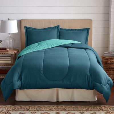 BH Studio Comforter by BH Studio in Peacock Turquo...