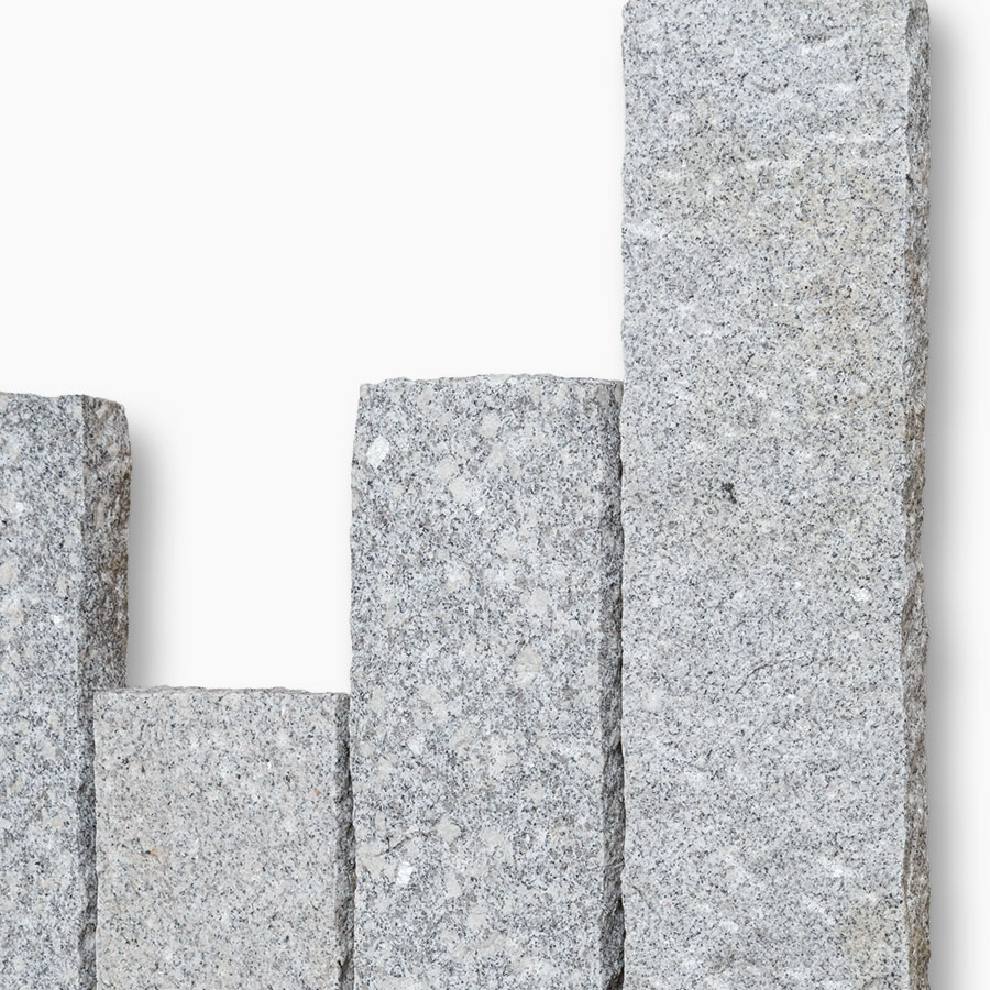 Seltra Natursteine Palisaden BRAVO RUSTIQUE Granit edelgrau Herkunft China, 8x20 cm, 125 cm Image