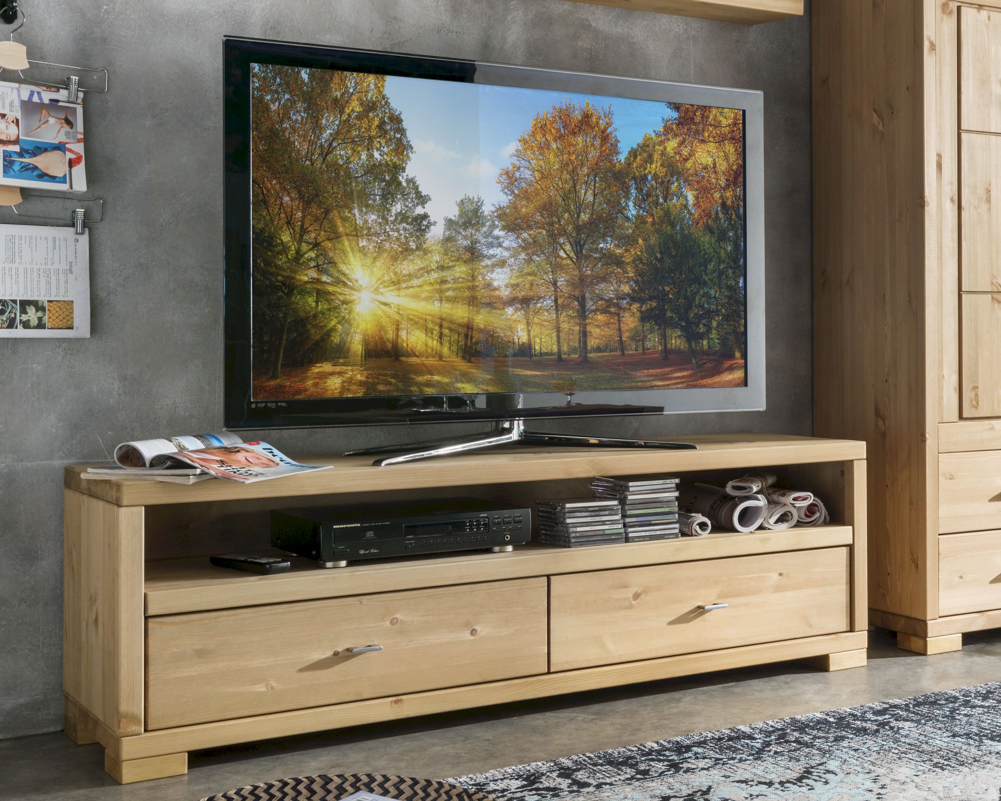 MassivHolz »Vita« TV-Lowboard weiss / 160 cm