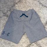 Under Armour Bottoms | Boys Cotton Under Armour Shorts | Color: Gray/Green | Size: Mb