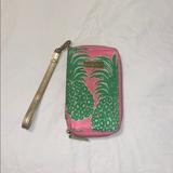 Lilly Pulitzer Accessories | Lilly Pulitzer Pink And Green Wallet | Color: Green/Pink | Size: Os