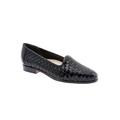 Wide Width Women's Liz Leather Loafer by Trotters® in Black (Size 6 1/2 W)