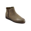 Women's Wesley Boot by SoftWalk in Olive (Size 6 M)