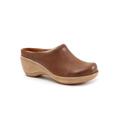 Women's Madison Clog by SoftWalk in Saddle (Size 7 1/2 M)