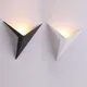 Lampes de mur de LED de forme de triangle minimaliste moderne style nordique appliques murales