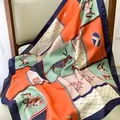 Châle carré en soie pour femmes 70x70cm protection solaire foulard de plage bandana