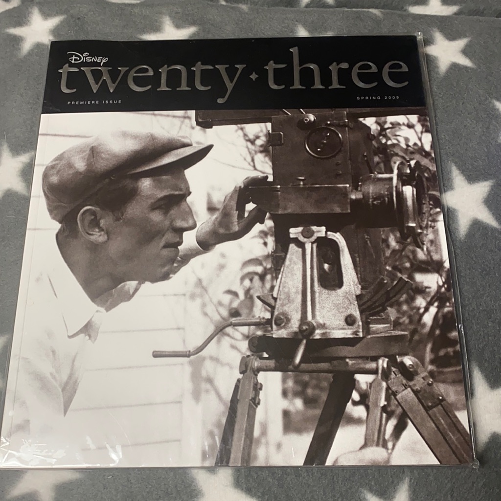 Disney Other | Disney D23 Twenty Three Spring 2009 Premier Issue | Color: White/Cream | Size: Os