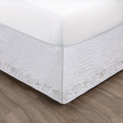 Coastal Seashell White Bed Skirt 18-inch by Greenland Home Fashions in White (Size TWIN)