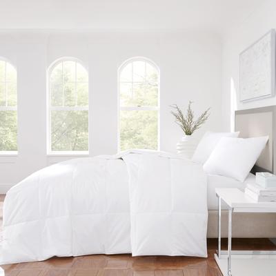 Royalty Mediumweight Down Comforter