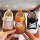 Chaussures en toile de couleur unie pour bébé baskets de marche respirantes et antidérapantes pour