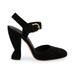 Salvatore Ferragamo Gazania Pumps in Black