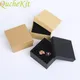 Boîte à bijoux en papier kraft boîte en carton carré noir présentoir à bijoux avec éponge bague