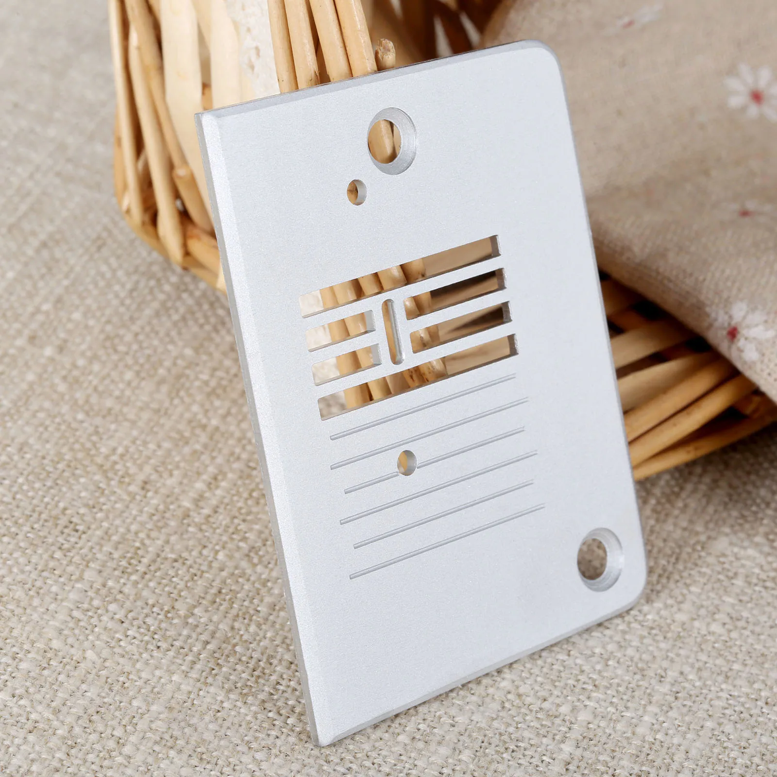 Pièces de machine à coudre en métal pour machines à coudre, plaque illac V620033001, 416171501, 1507, 1725, 2259, 72x54mm