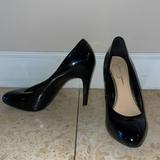 Jessica Simpson Shoes | Black Jessica Simpson Round Toe Pumps | Color: Black | Size: 8