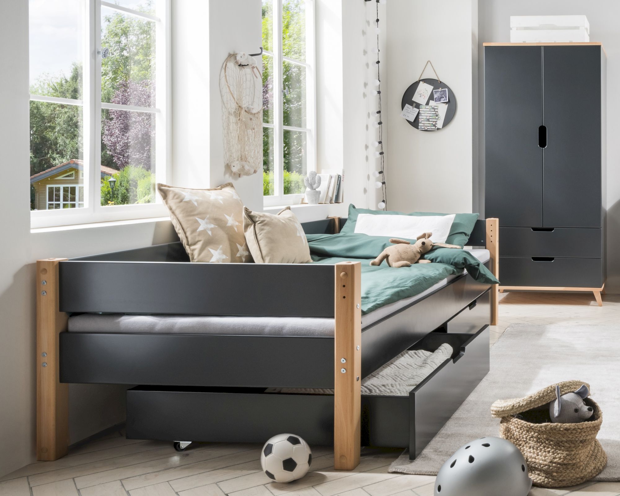 INFANSKIDS »Infanscolor« Kinderzimmer Kinderbett anthrazit 208x62x98cm / anthrazit-Buche