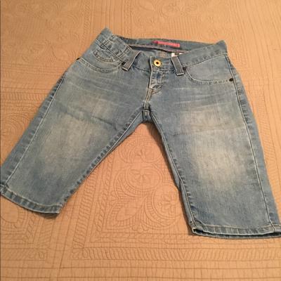 Levi's Shorts | Levi's Junior Denim Shorts | Color: Tan | Size: 5j