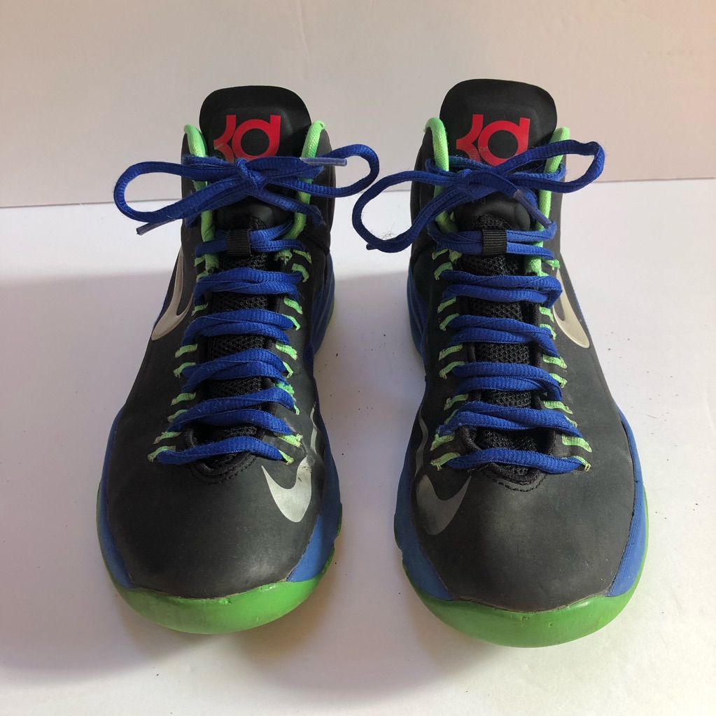 Nike Shoes | Big Kids Nike Kevin Durant (Kd) Athletic Shoes Size 5y | Color: Black/Blue | Size: 5bb
