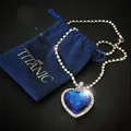 Pendentif Océan de Couleur Bleue Titanic Symbole de l'Amour Éternel et Cœur Sac en Velours