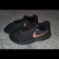 Nike Shoes | Black & Rose Gold Nike Sneakers Tennis Running Shoes Size 6.5 | Color: Black/Pink | Size: 6.5