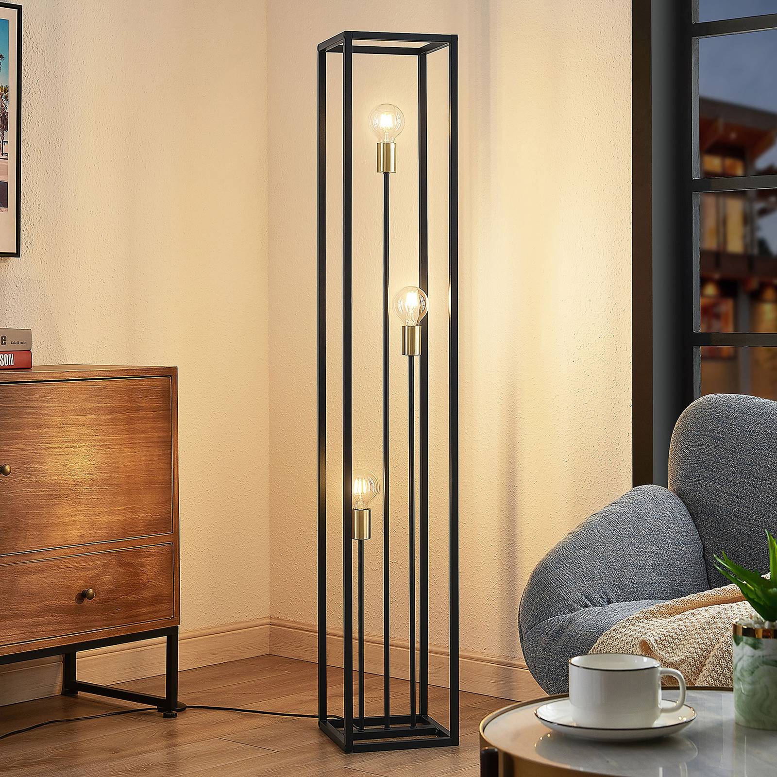 Stehlampe Tiliane Lindby, schwarz, für Wohn- / Esszimmer, Metall, Modern, Stehlampe