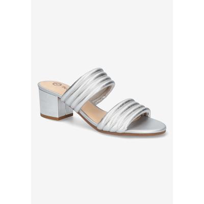 Women's Georgette Sandal by Bella Vita in Silver Leather (Size 7 1/2 M)