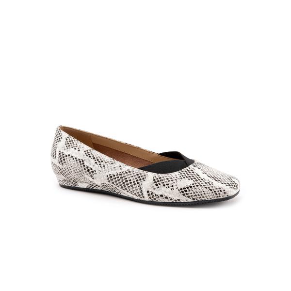 womens-vianna-loafer-by-softwalk-in-black-white-snake--size-8-1-2-m-/