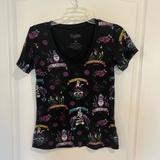 Disney Tops | Disney Villains Short Sleeve Tee Size Medium | Color: Black | Size: M