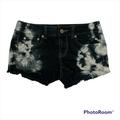 American Eagle Outfitters Shorts | American Eagle Outfitters Black White Tie Dye Stretch Jean Shorts Low Rise Sz 2 | Color: Black/White | Size: 2
