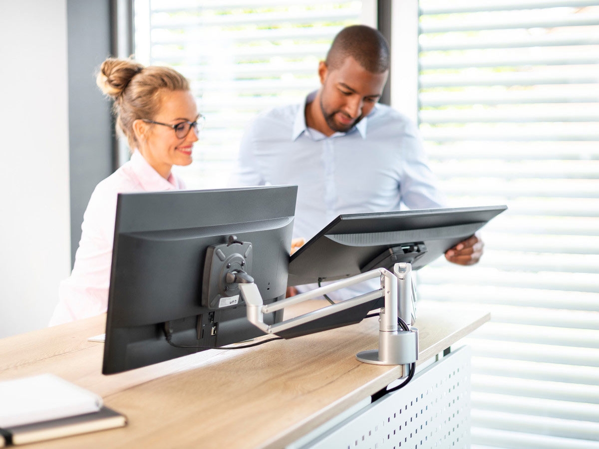 Novus Clu Duo Monitorhalterung für 2 Monitore silber/anthrazit (990+4019+000) Image