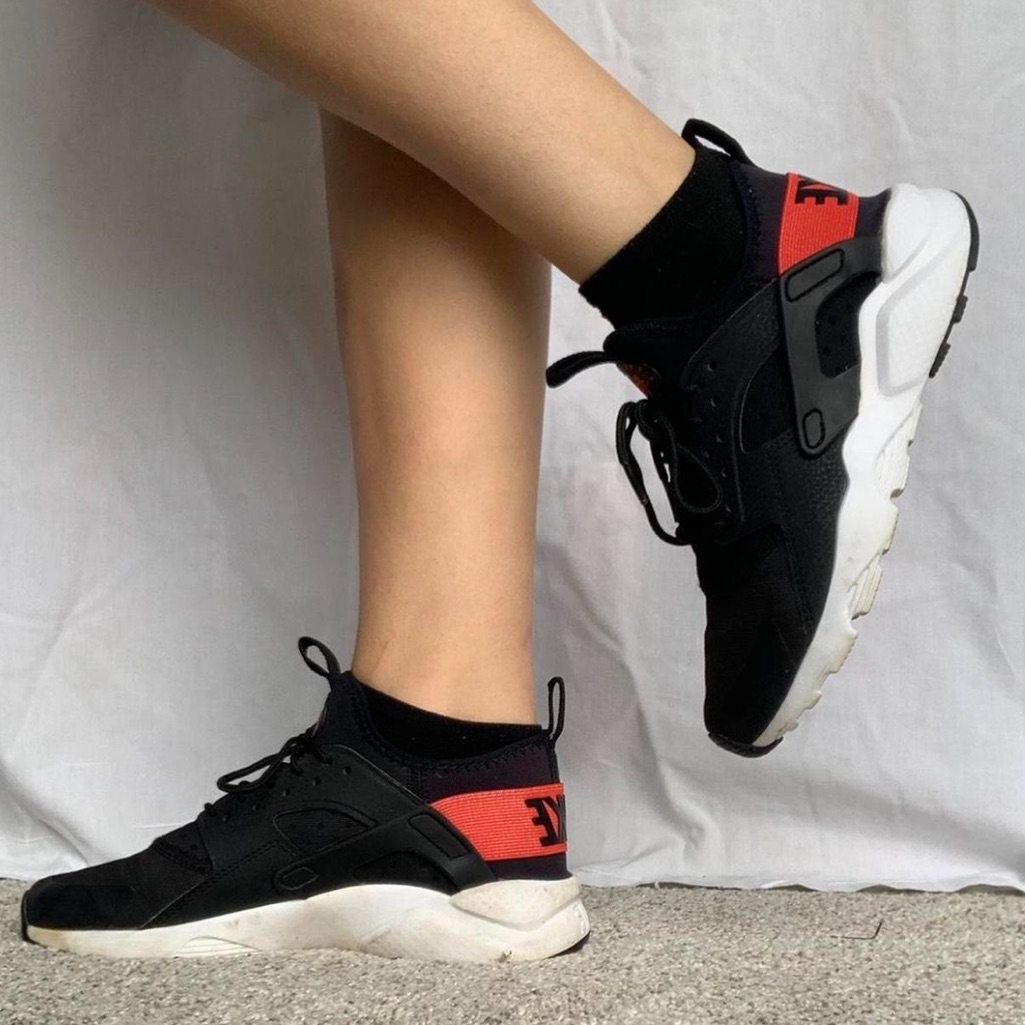 Nike Shoes | Black And Red Nike Sneakers, Size 6 Womens | Color: Black/Red | Size: 6