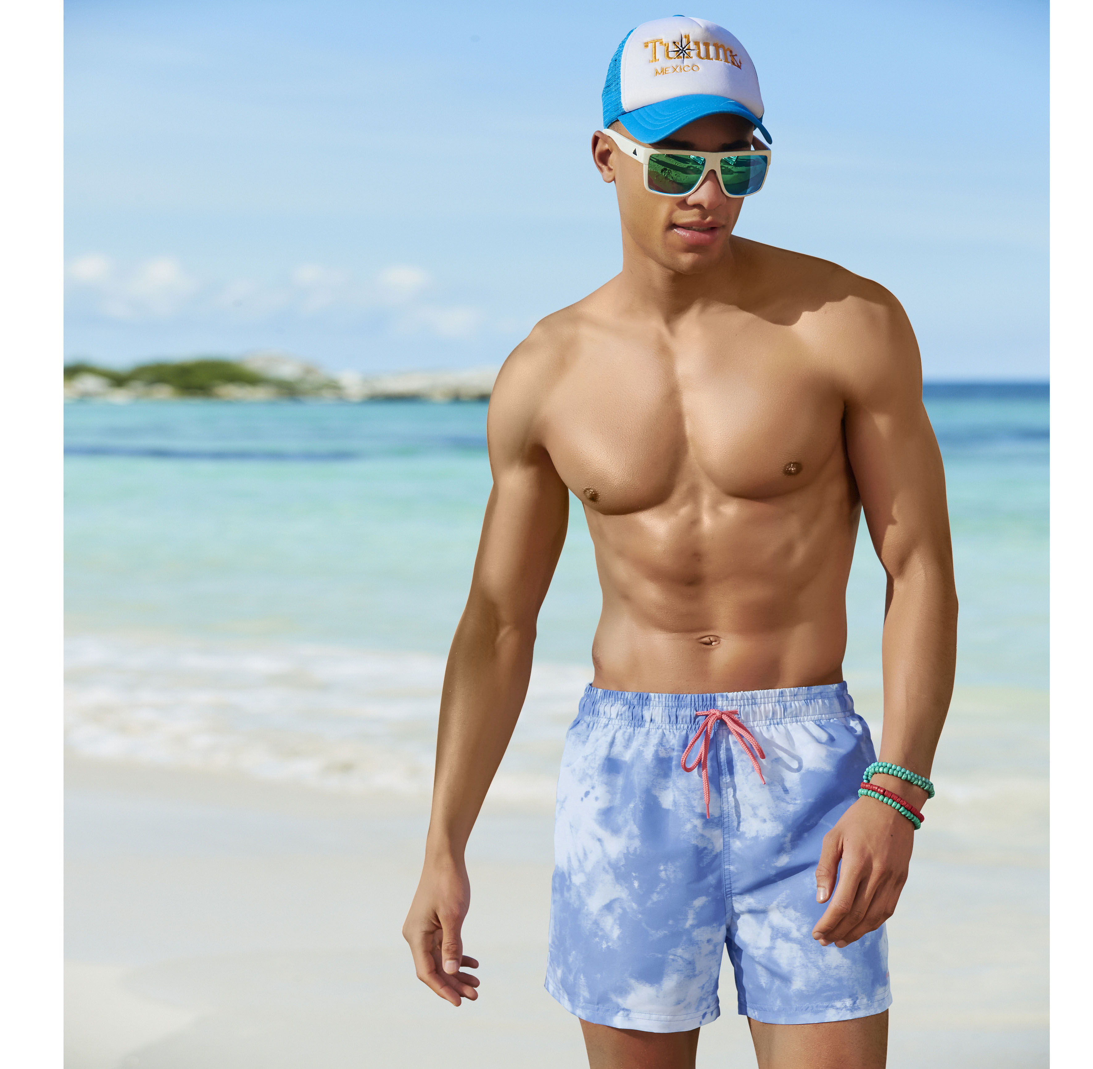 Badeshorts VENICE BEACH "Mat", Herren, Gr. XXL (58/60), N-Gr, weiß (hellblau, weiß), Microfaser, Microfaser, Recycling-Polyester, Batikmuster, Badehosen, mit trendigem Batikdruck Image