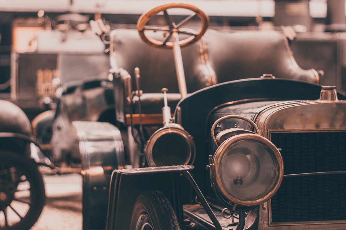 „PAPERMOON Fototapete „“Oldtimer““ Tapeten Gr. B/L: 2,50 m x 1,86 m, Bahnen: 5 St., bunt Fototapeten“