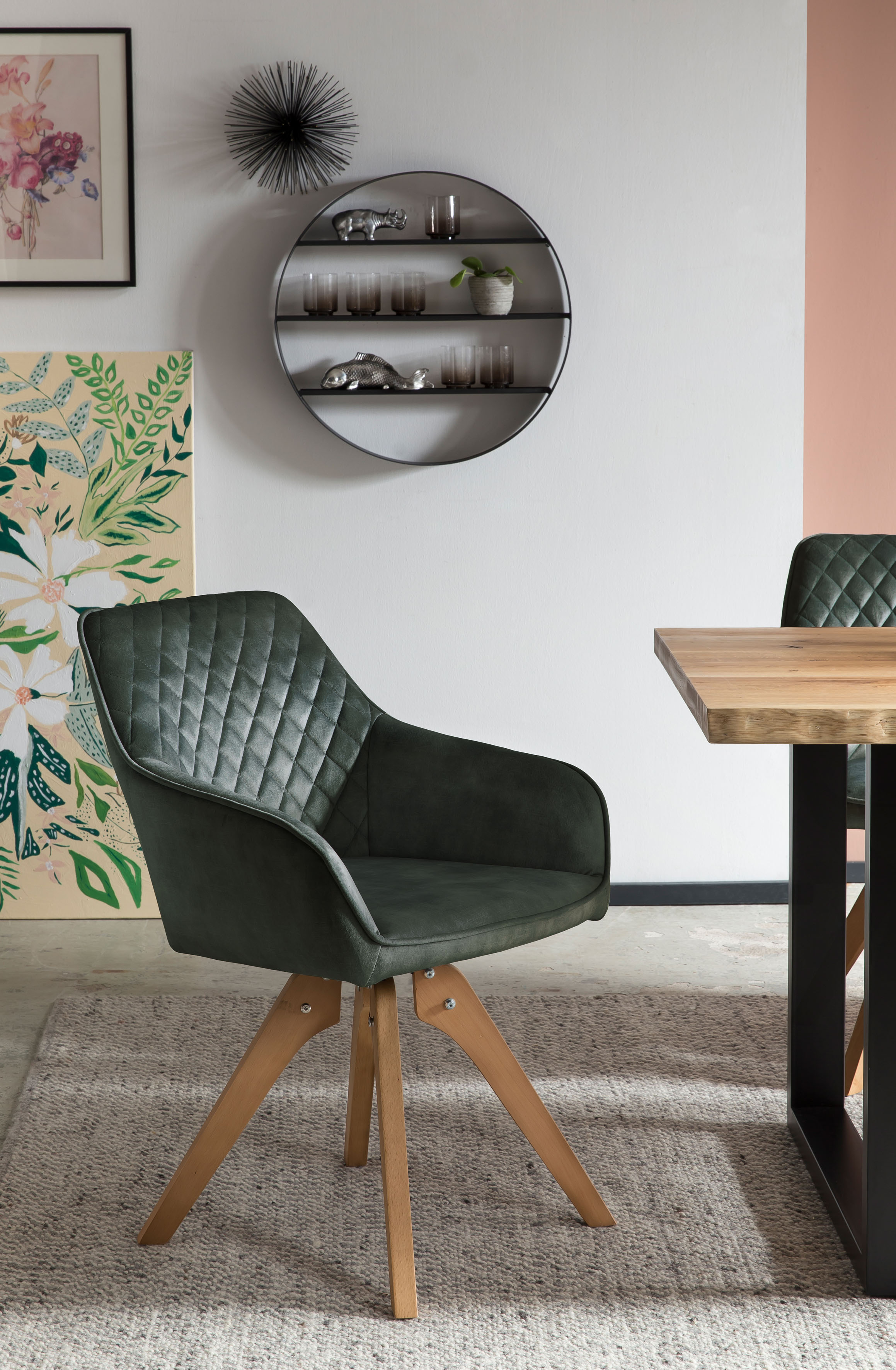 Armlehnstuhl SALESFEVER "Växjö - Esszimmerstuhl Komfort und Stil", grün (dunkelgrün, eiche, eiche), B:59cm H:85cm T:61cm, Samtvelours (100% Polyester), Buche Massivholz, Stühle, Armlehnstuhl, Sitzkomfort neu definiert: 180 Drehplatte inklusive