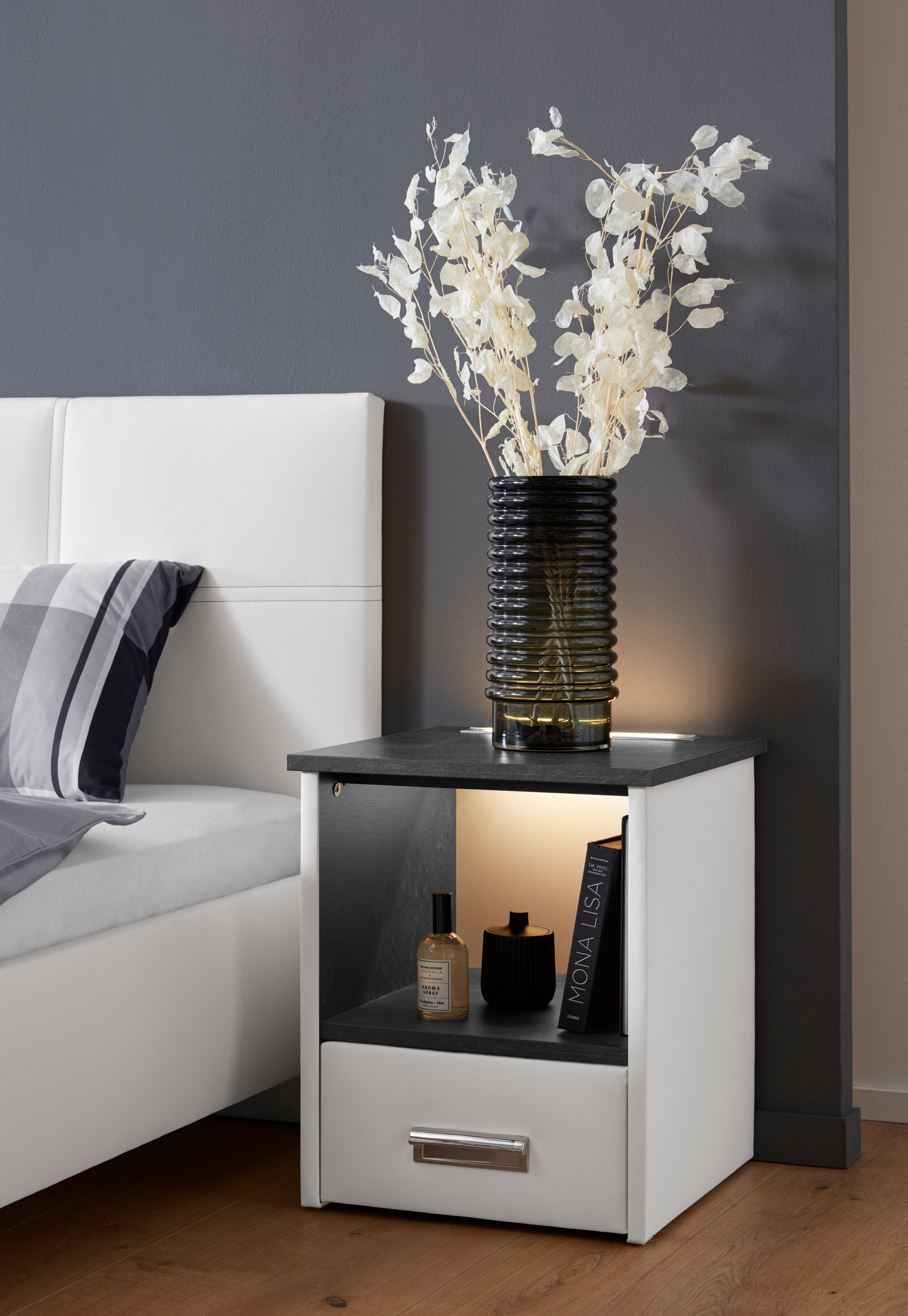 Nachtkonsole "Brilon", schwarz-weiß (weiß, schieferoptik anthrazit), B:45 H:53 T:45, Holzwerkstoff, WESTFALIA SCHLAFKOMFORT, Sideboards, wahlweise mit indirekter LED-Beleuchtung Image