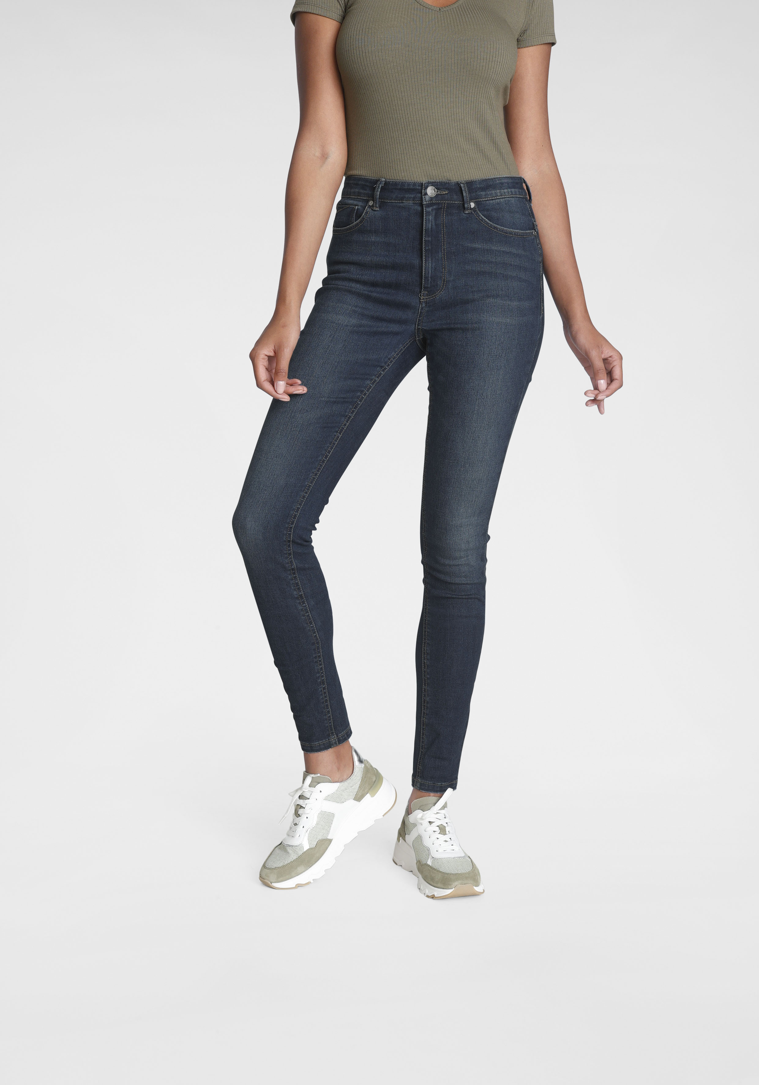 Skinny-fit-Jeans ONLY "ONLPAOLA – Extra-eng geschnittene Jeans mit figurformender Silhouette", Damen, Gr. M (38), Länge 28, blau (schwarz medium blau), Denim/Jeans, Obermaterial: 64% Baumwolle, 31% Polyester, 3% Viskose, 2% Elasthan, unifarben,...