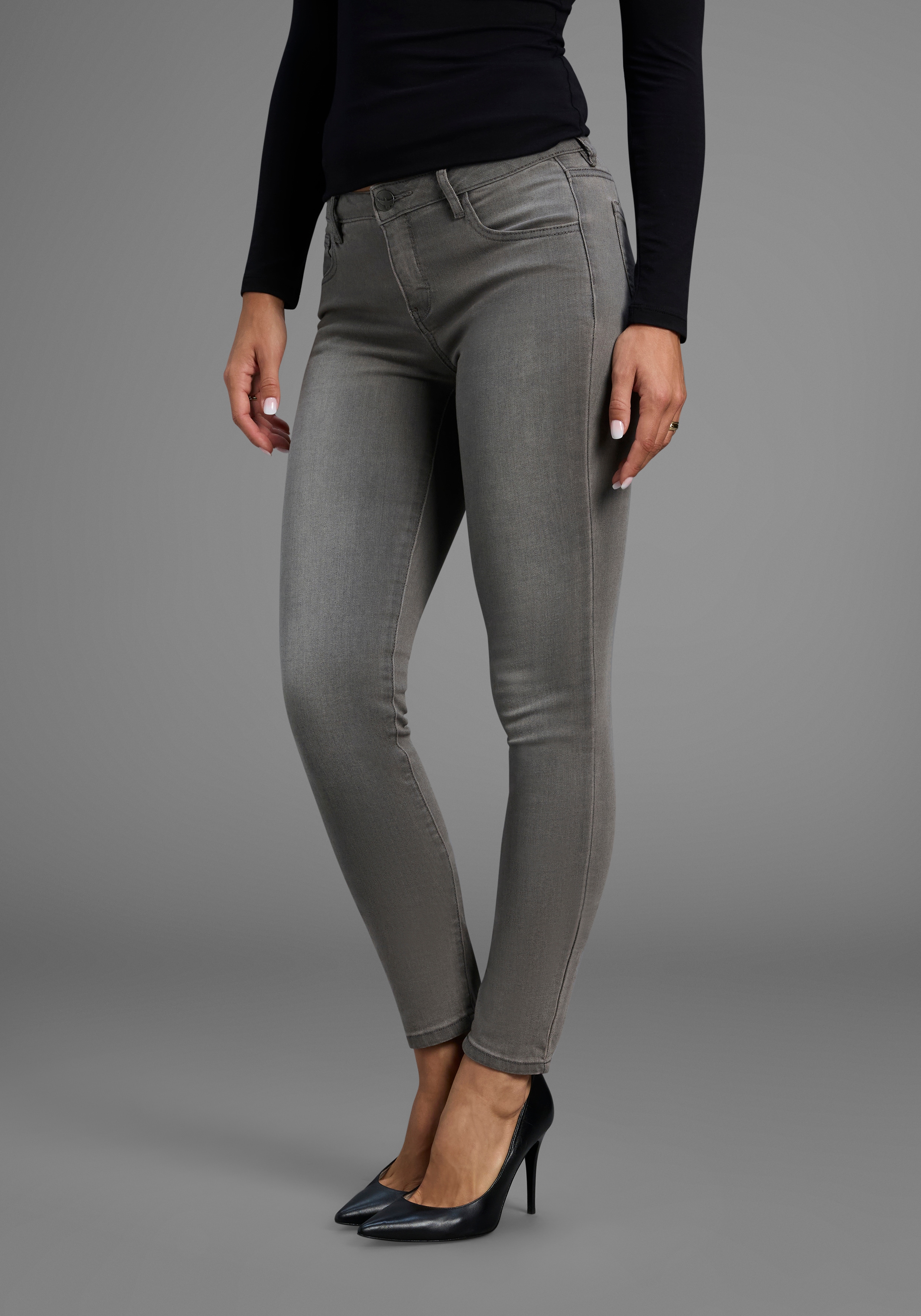 Skinny-fit-Jeans ARIZONA "Ultra-Stretch", Damen, Gr. 19, K + L Gr, grau (grau used), Denim/Jeans, Obermaterial: 74% Baumwolle, 24% Polyester, 2% Elasthan, Basic, extraeng lang, Jeans, extra-enger Beinverlauf, normale Leibhöhe, mit Eingrifftaschen