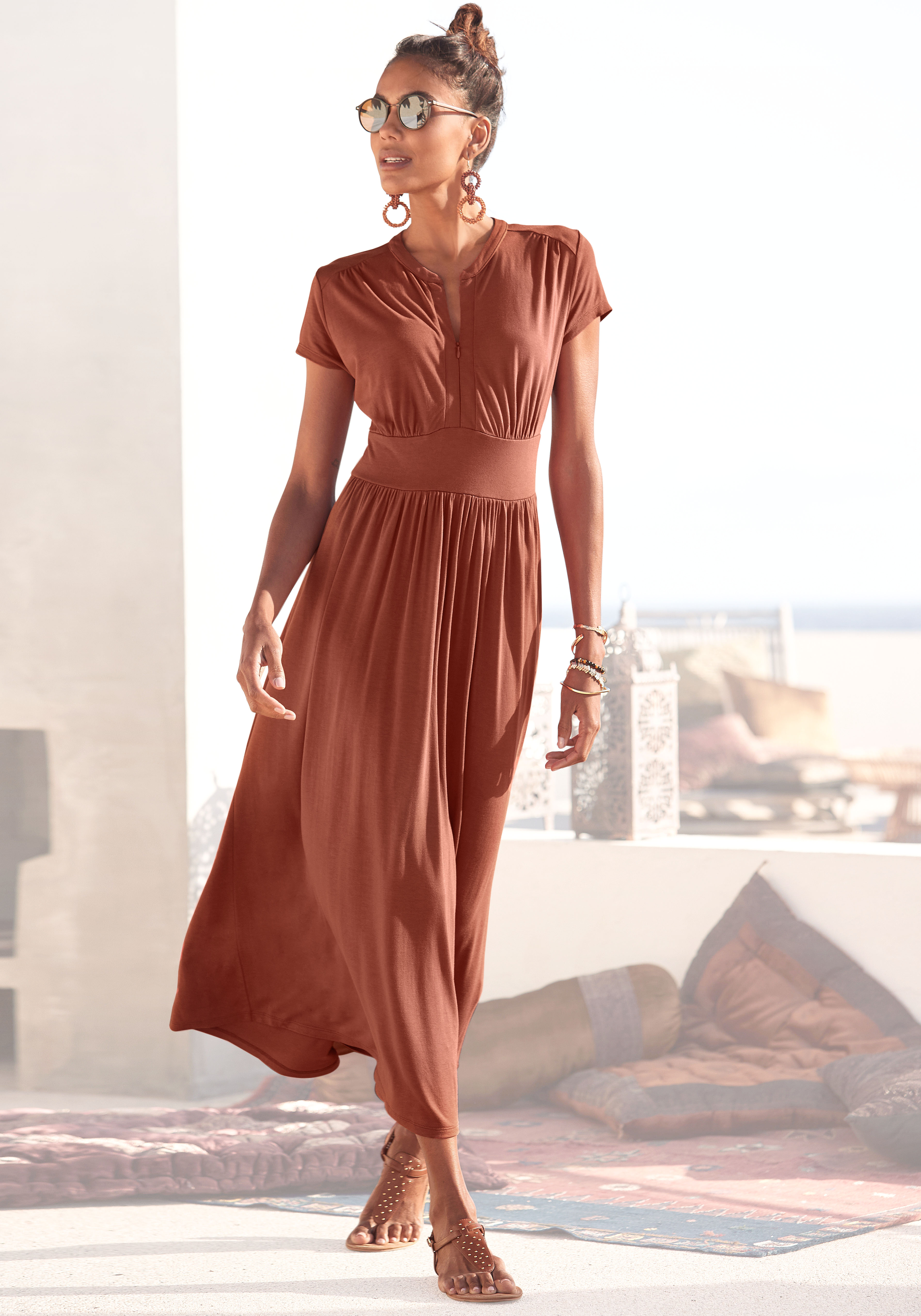 Midikleid LASCANA, Damen, Gr. 46, N-Gr, orange (terrakotta), Jersey, Obermaterial: 100% Viskose, unifarben, figurumspielend ca. Mitte Wade, V-Ausschnitt, Kleider Midikleid, mit Reißverschluss am Ausschnitt, figurbetont, sportlich-elegant