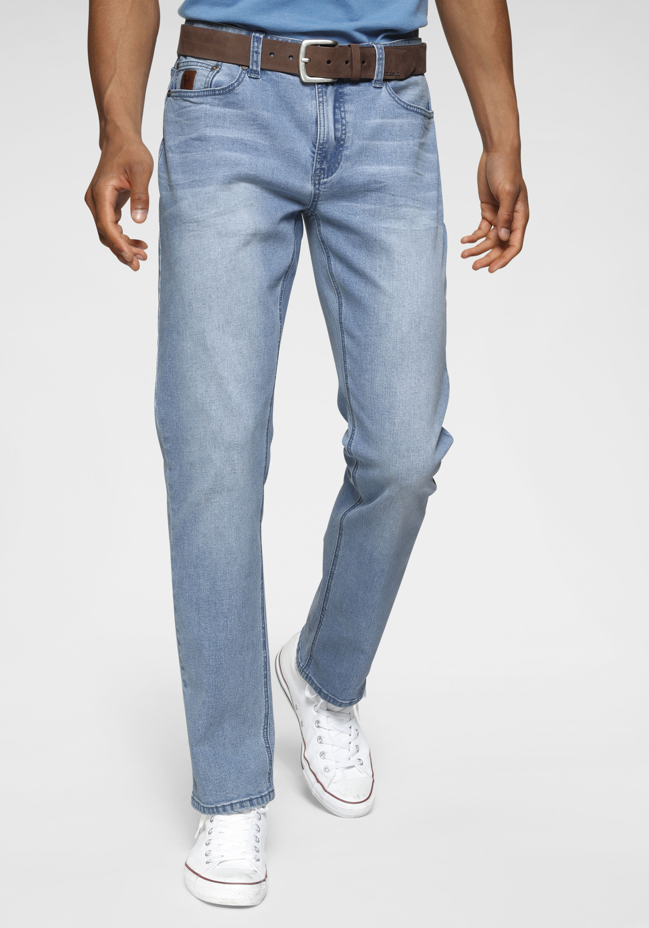 Straight-Jeans BRUNO BANANI "Hutch", Herren, Gr. 33, Länge 32, blau (light blau), Denim/Jeans, Obermaterial: 98% Baumwolle, 2% Elasthan, normal lang, Jeans Straight-Jeans, gerade geschnittenes Bein, niedrige Leibhöhe, reguläre Passform, Topseller