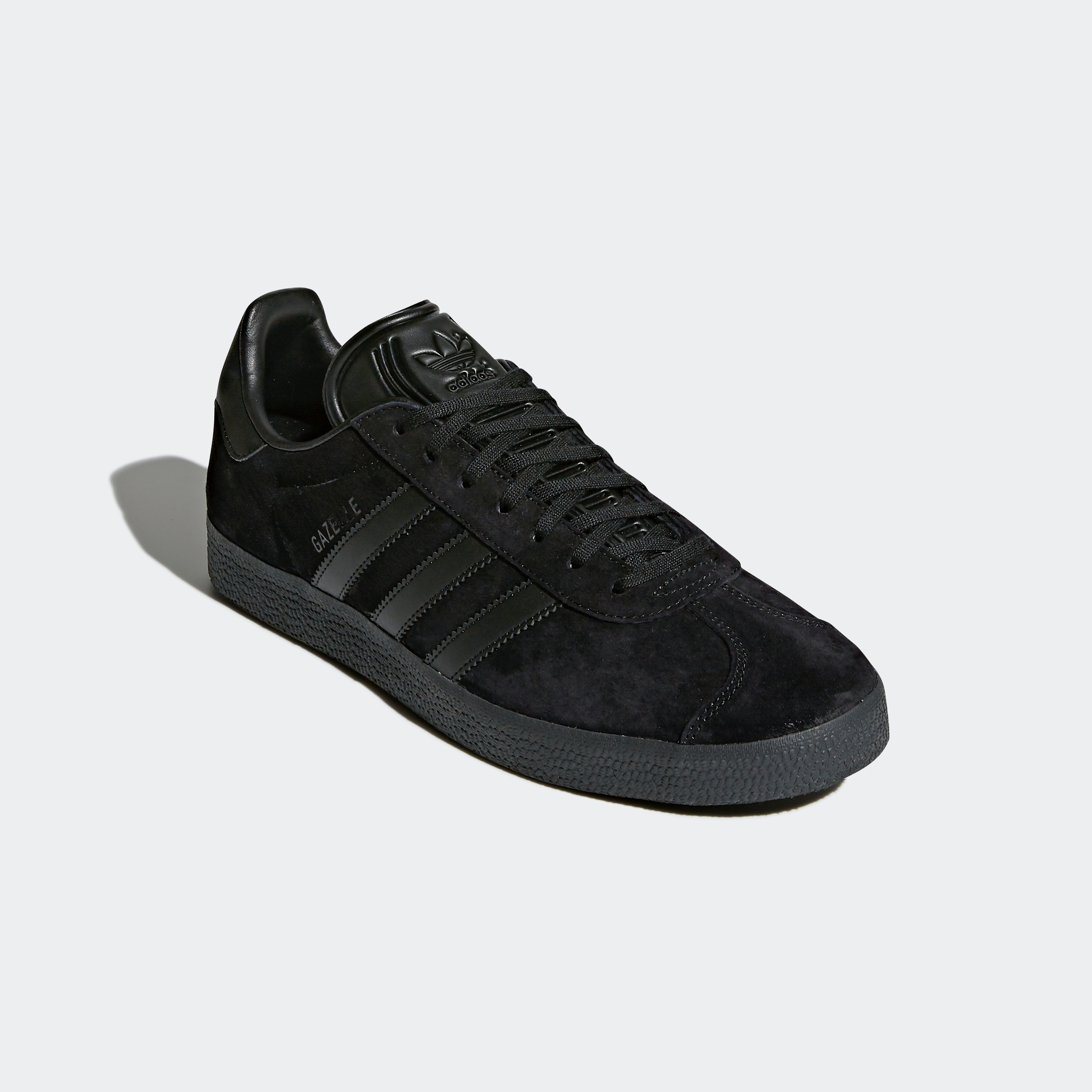 Sneaker ADIDAS ORIGINALS "GAZELLE", Herren, Gr. 42, schwarz (core schwarz, core schwarz, core schwarz), Leder, Synthetik, Schuhe Freizeitschuh Damenschuh Skaterschuh Herrenschuh Sneaker Sneaker low Retrosneaker