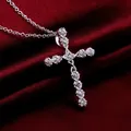 Collier avec pendentif croix en cristal pour femmes et filles ras du cou exquis plaqué argent