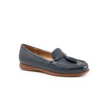 Wide Width Women's Dawson Casual Flat by Trotters in Navy (Size 9 1/2 W)