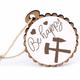 Geschenkanhänger - Be Happy Bergbau - Holz Ø-5cm - mit Juteband - Anhänger Schild Glücksbringer Schlüsselanhänger Holzanhänger Deko