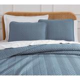 Southshore Fine Linens Solid Color Chevron Quilt Set