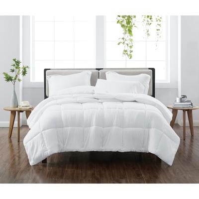 Heritage Solid Comforter Set by Cannon in White (Size FL/QUE)
