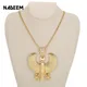 Collier pendentif en métal doré horus égyptien oiseau faucon tenant Ankh bavoir tour de cou